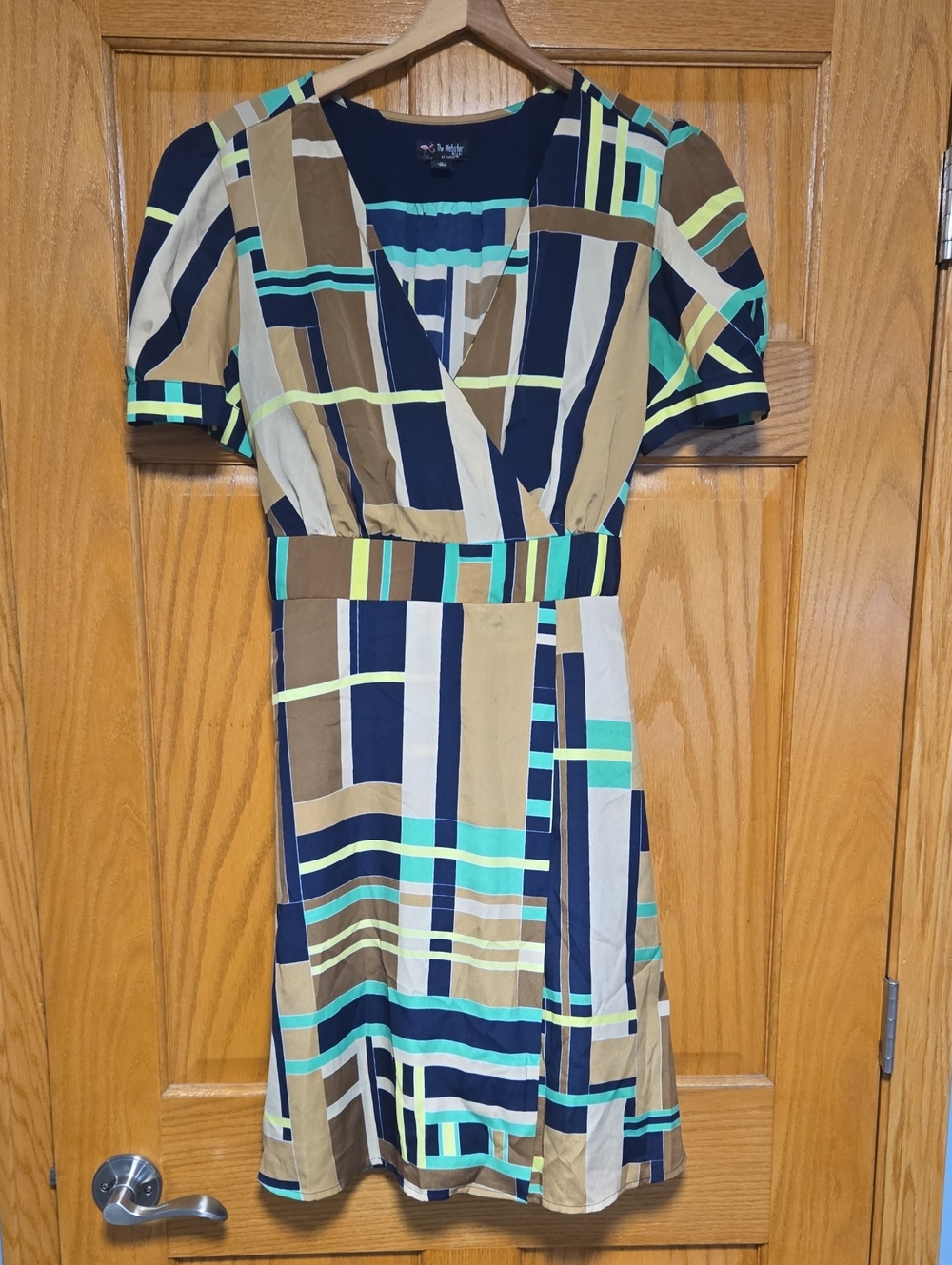 The Webster Miami At Target-Women’s Geometric Print V-Neck Dress in Navy and Tan